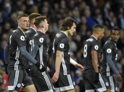 Sedangkan bagi Leicester, kekalahan ini tak mempengaruhi posisi mereka di peringkat kedua, namun selisih mereka dengan City kini hanya terpaut satu poin saja.