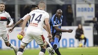Dikutip dari Opta, Inter mencatatkan 17 tembakan dengan sembilan mengarah ke gawang. Sedangkan Genoa melepas sembilan upaya dengan hanya tiga tepat sasaran.