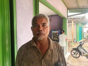 Waswas Sarkim Tunggu Kabar Anaknya yang Terjebak di Gua Lele Waswas Sarkim Tunggu Kabar Anaknya yang Terjebak di Gua Lele