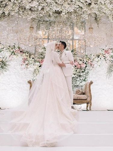 7 Inspirasi Gaun Pengantin dari Aktris yang Menikah di 2019 