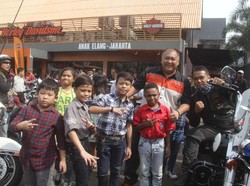 Cara Klub Moge Harley Sambut Natal dan Tahun Baru