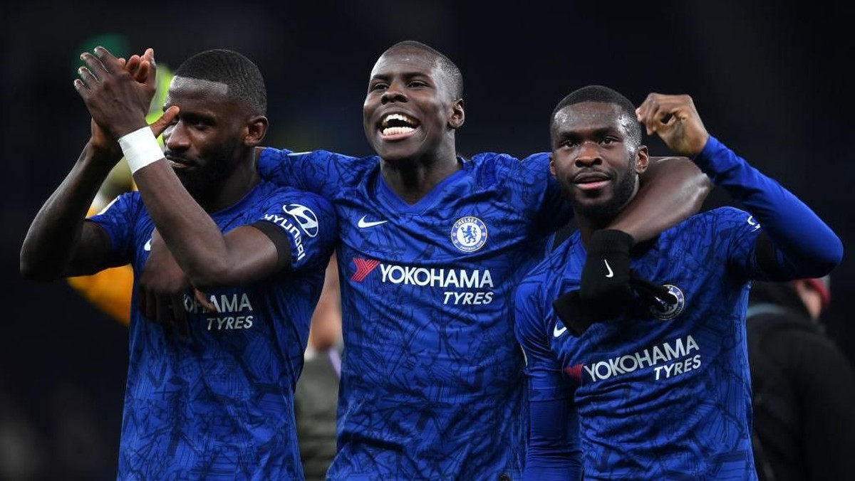 Kurt Zouma mengatakan, Chelsea kurang termotivasi melawan tim-tim kecil di musim ini. (Foto: Michael Regan/Getty Images)