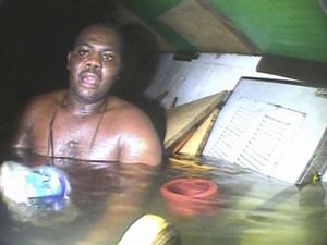 Hanya Minum Soda, Tukang Masak Ini Bertahan Hidup 3 Hari di Kapal Tenggelam Hanya Minum Soda, Tukang Masak Ini Bertahan Hidup 3 Hari di Kapal Tenggelam