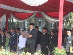 Hari Ibu, Pemkot Bandung Beri Penghargaan pada 15 Perempuan Super