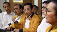 Curhat Pendiri Hanura Soal Wiranto