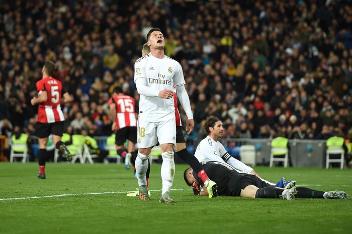Real Madrid vs Athletic Bilbao MADRID, SPAIN - DECEMBER 22: Luka Jovic of Real Madrid reacts during the Liga match between Real Madrid CF and Athletic Club at Estadio Santiago Bernabeu on December 22, 2019 in Madrid, Spain. (Photo by Denis Doyle/Getty Images)