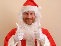 Beri Ucapan Natal, Pangeran Harry Jadi Santa