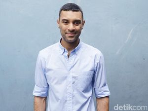 Cie...Didi Riyadi Sebut Ayu Ting Ting Paket Komplit