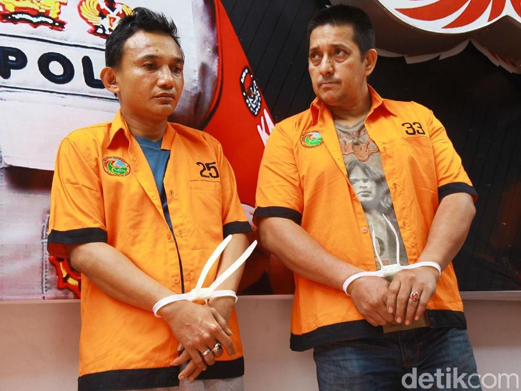 4 Kali Ketangkap Narkoba, Ibra Azhari Terancam 20 Tahun Penjara 4 Kali Ketangkap Narkoba, Ibra Azhari Terancam 20 Tahun Penjara