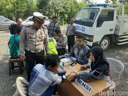 Razia Bus dan Truk di Probolinggo, Sejumlah Sopir Derita Hipertensi