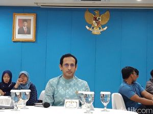 Sistem Zonasi, Nadiem Akan Penjarakan Siswa yang Palsukan KK/Ngaku-aku Miskin Sistem Zonasi, Nadiem Akan Penjarakan Siswa yang Palsukan KK/Ngaku-aku Miskin
