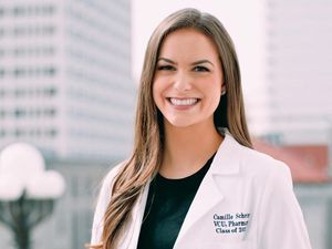 Foto Ilmuwan Cantik Jadi Miss America