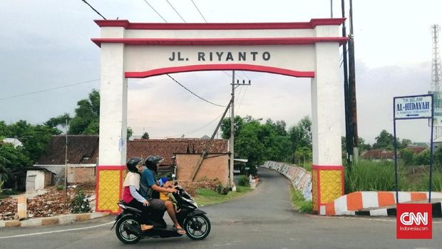 LIPSUS KORBAN TERORIS 5: RIYANTO BANSER MOJOKERTO