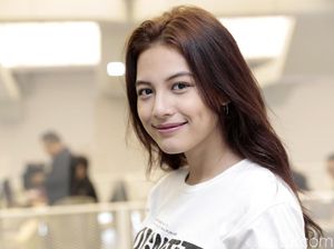 Lania Fira Buka Suara soal Kedekatannya dengan Ariel NOAH Lania Fira Buka Suara soal Kedekatannya dengan Ariel NOAH