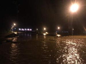 Banjir di Wasior Papua Barat, 50 Warga Mengungsi di Kapal Tongkang