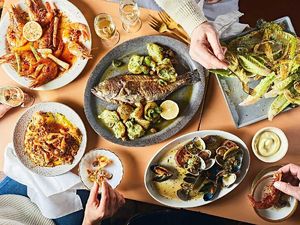 Makan Seafood dan Panneton Jadi Tradisi Natal di Italia Makan Seafood dan Panneton Jadi Tradisi Natal di Italia