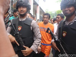 Pembacokan Penghuni Kos di Sidoarjo Direkonstruksi, 23 Adegan Diperagakan