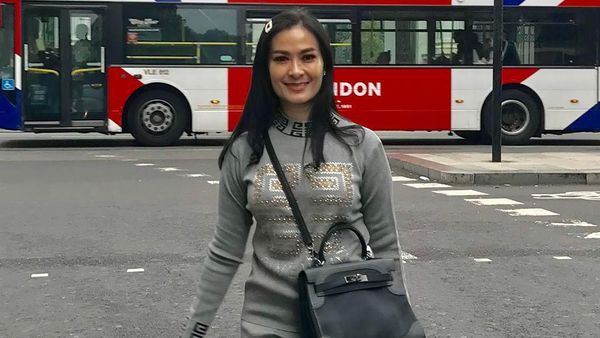 Foto: Intip Gaya Miliaran Iis Dahlia yang Dituding Sudutkan Ojol