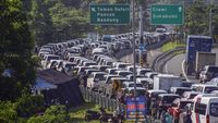 H-1 Natal, Kawasan Puncak Dipadati Kendaraan