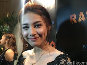 Kata Lania Fira yang Heboh Dibicarakan Gara-gara Dipeluk Ariel NOAH Kata Lania Fira yang Heboh Dibicarakan Gara-gara Dipeluk Ariel NOAH