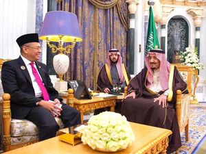 Ketua MPR Minta Raja Salman Tambah Kuota Haji Indonesia