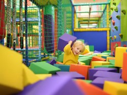 11 Tempat Nongkrong yang Ada Taman Bermain Anak di Denpasar