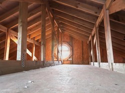 Kenapa Rumah di AS Punya Loteng? Ternyata Ini Asal Usulnya