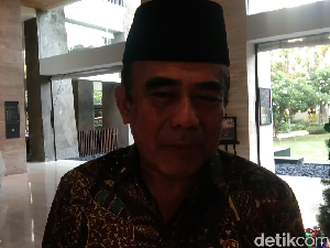 MUI Jatim Imbau Muslim Tak Ucap Selamat Natal, Menag: Semua Bebas Berpendapat MUI Jatim Imbau Muslim Tak Ucap Selamat Natal, Menag: Semua Bebas Berpendapat