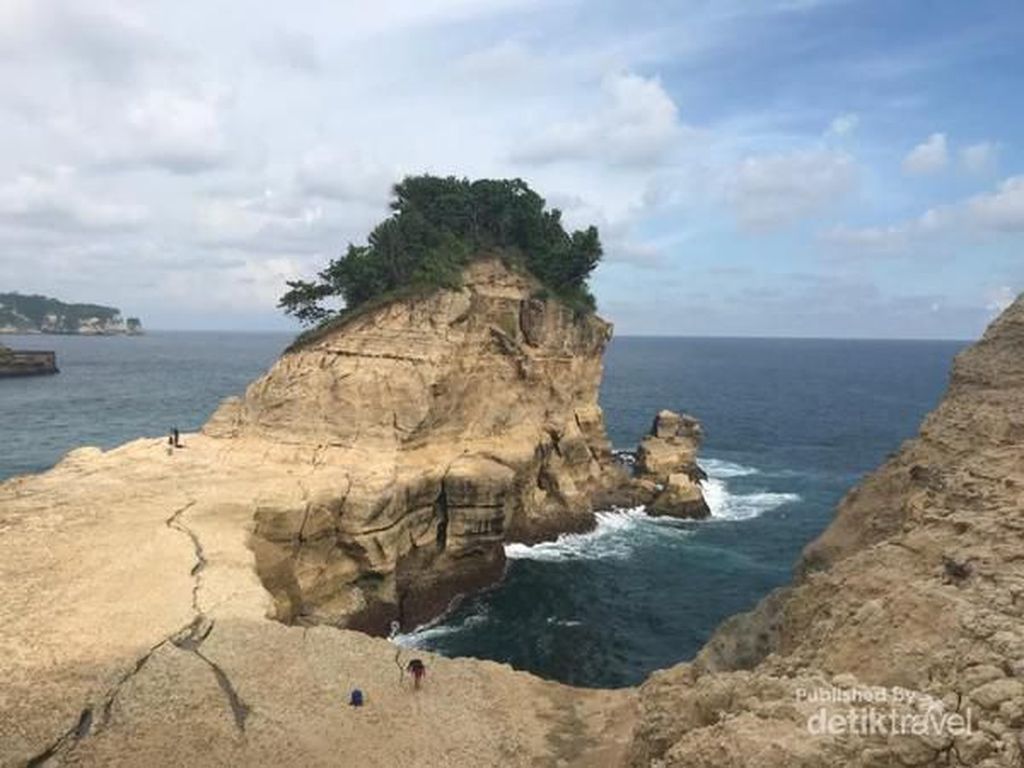 Ini Rekomendasi Pantai Cantik di Tulungagung Ini Rekomendasi Pantai Cantik di Tulungagung