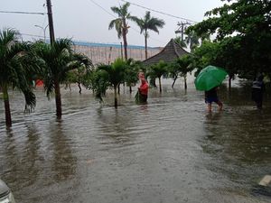 Diguyur Hujan Deras, Perumahan di Kosambi Tangerang Banjir