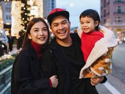 Momen Lucu Anak Chelsea Olivia dan Glenn Sambut Adik Baru