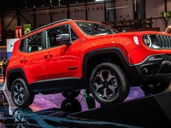 Hybrid Pertama Jeep Berbaju Renegade