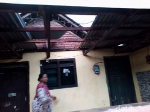 50 Rumah di Sidoarjo Rusak Diterjang Angin Kencang