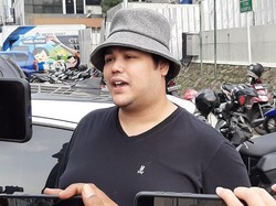 Gaspol, Ivan Gunawan Kerja Sambil Liburan di Roma