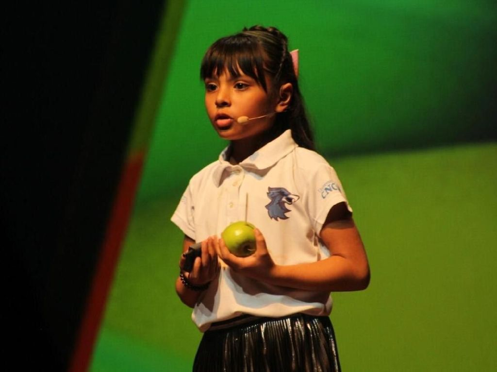 Diejek Aneh Oleh Teman-teman, IQ Anak 8 Tahun Ini Lebih Tinggi dari Einstein Diejek Aneh Oleh Teman-teman, IQ Anak 8 Tahun Ini Lebih Tinggi dari Einstein
