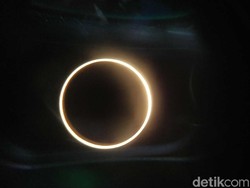 Sinyal HP Jelek, Warga Siak Susah Posting Foto Gerhana