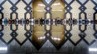 Momen Salat Gerhana Matahari di Bogor