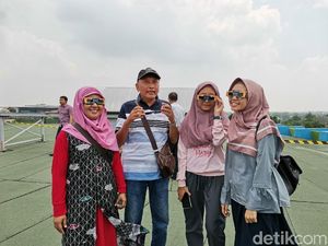 Sempat Takut Mendung, Masyarakat Puas Lihat Gerhana di Jakarta