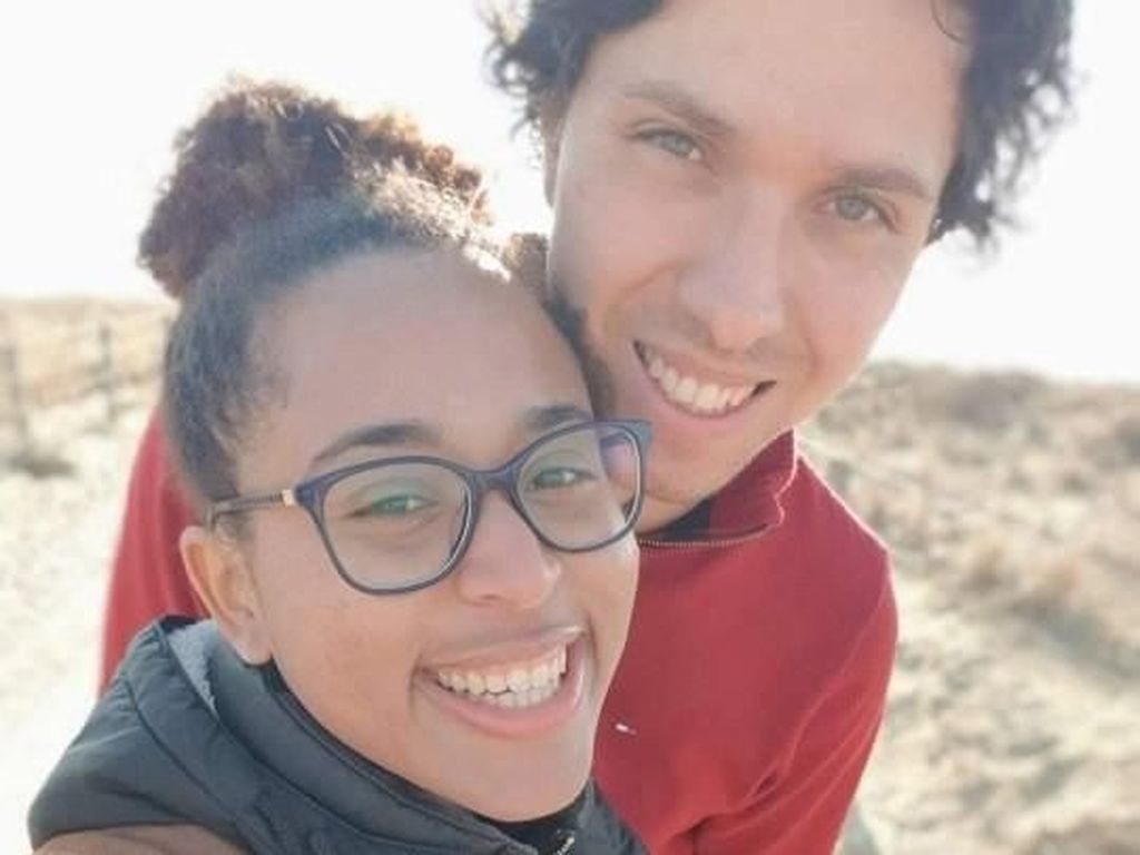Karena Kondisi Langka, Pria Ini Jadi Zombie Setelah 3 Bulan Pernikahan Karena Kondisi Langka, Pria Ini Jadi Zombie Setelah 3 Bulan Pernikahan
