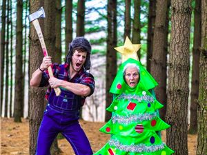 Foto-Foto Lucu Pasangan Nenek dan Cucu Yang Viral Ini Bikin Gemas