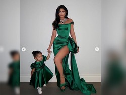 Masak Bareng Stromi, Kylie Jenner Dipuji Netizen