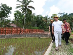 Pelesir ke Taman Gandrung Terakota Banyuwangi, Ridwan Kamil: Keren Pelesir ke Taman Gandrung Terakota Banyuwangi, Ridwan Kamil: Keren