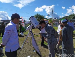 Warga di Simeulue Aceh Antusias ke Lokasi Pemantauan Gerhana Matahari Cincin