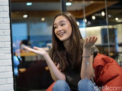 Caitlin Halderman Penasaran Ingin Main Film Action