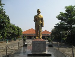 Mengenali MH Thamrin Lebih Dekat