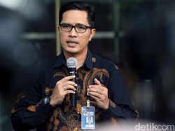 Febri Diansyah Dampingi Denny Indrayana Gugat Hasil Pilgub Kalsel ke MK