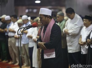 Waktu Mengerjakan Shalat Gerhana Matahari, Jam Berapa? Waktu Mengerjakan Shalat Gerhana Matahari, Jam Berapa?