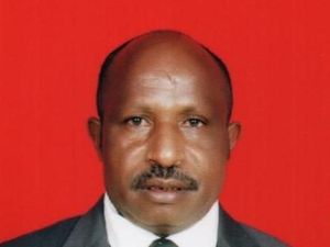 Profil Wabup Nduga Wentius Nimiangge yang Mundur karena Warganya Tertembak