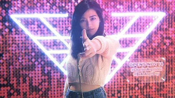 Potret Penyanyi yang Ditemukan Meninggal Usai Curhat Depresi di Facebook