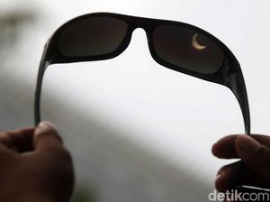 Begini Potret Gerhana Matahari Parsial di Langit Jakarta